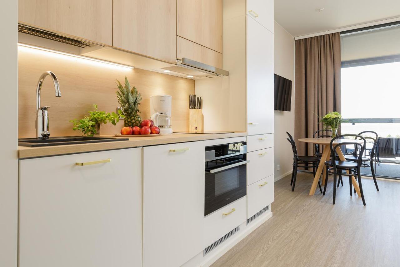 Marina Chalets Studios By Hiekka Booking - Sisaeltaeae Liinavaatteet Ja Loppusiivouksen Kalajoki Rom bilde