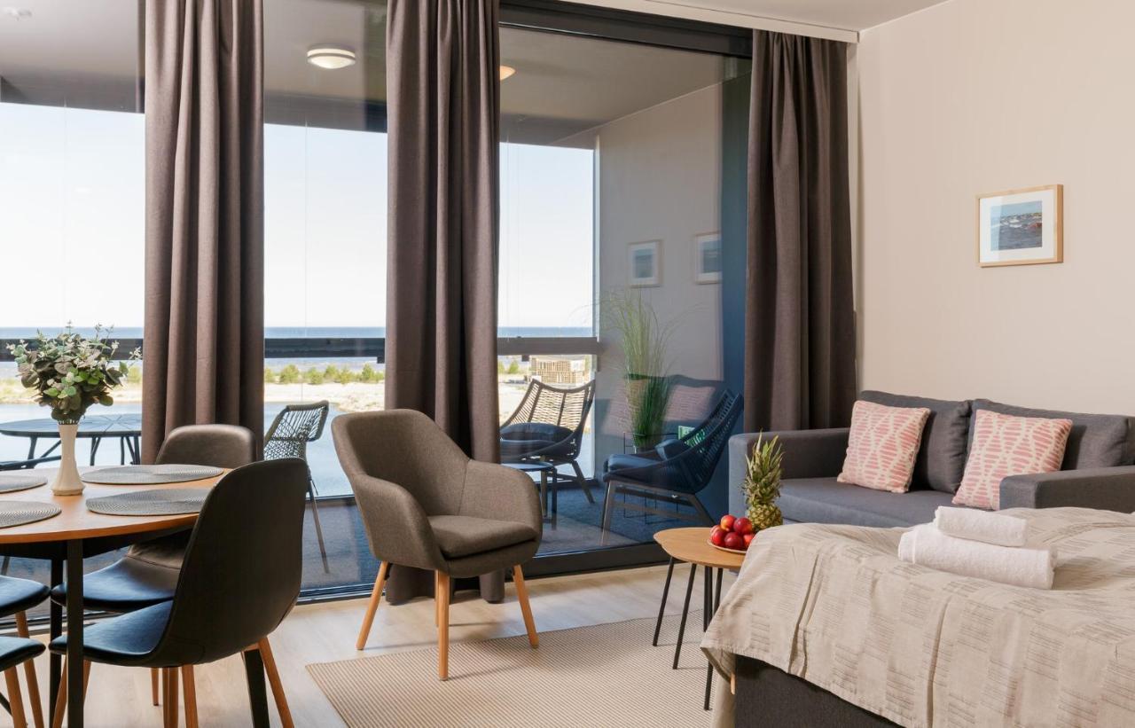 Marina Chalets Studios By Hiekka Booking - Sisaeltaeae Liinavaatteet Ja Loppusiivouksen Kalajoki Rom bilde